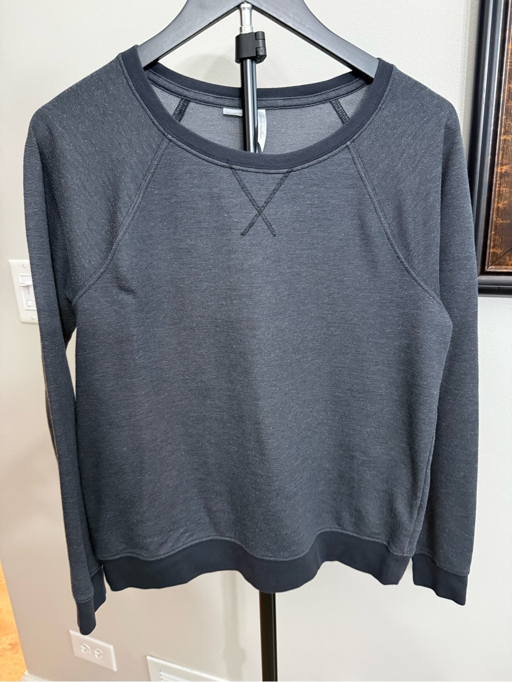 Travis Mathew Charcoal Crewneck Long Sleeve shirt